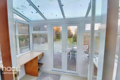 122 Crofton Road, Orpington, BR6 8HZ