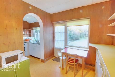 122 Crofton Road, Orpington, BR6 8HZ