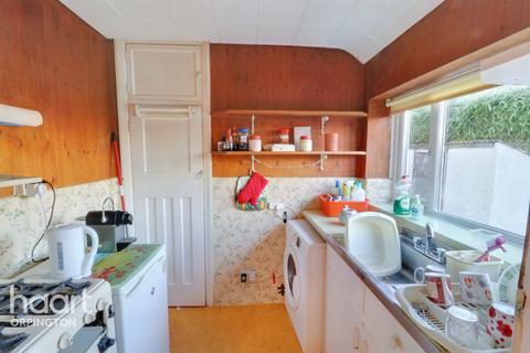 122 Crofton Road, Orpington, BR6 8HZ