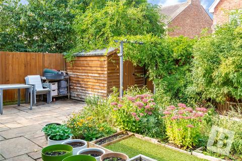 18 Mellowes Road, Hornchurch, RM11 1GF