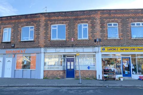 2 bedroom apartment for sale - Station Parade, South Street, Lancing, West Sussex, BN15
