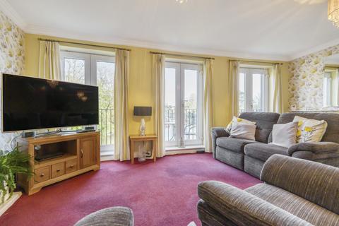 4 bedroom terraced house for sale, Admiral Stirling Court, Weystone Road, Weybridge, KT13