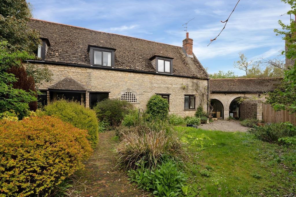 Main Street, Ufford, Stamford, PE9 3 bed character property for sale