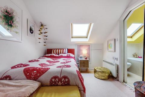 Flat 4, 50 Birkbeck Road, London, W3 6BQ