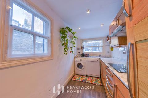 11 Camp Road, St Albans, AL1 5DX
