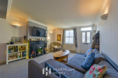 11 Camp Road, St Albans, AL1 5DX