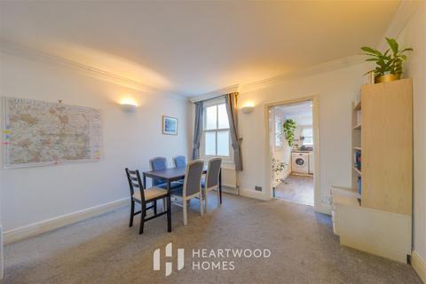 11 Camp Road, St Albans, AL1 5DX