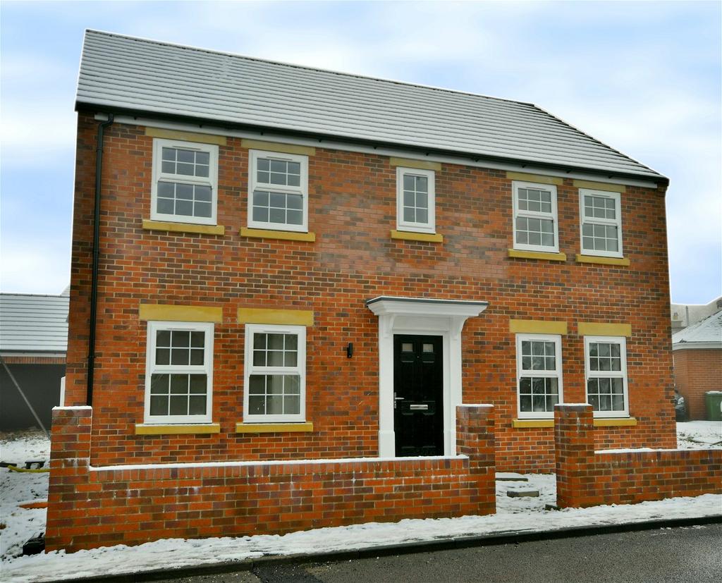Gateshead Road, Sunniside, Newcastle... 4 bed detached house £450,000