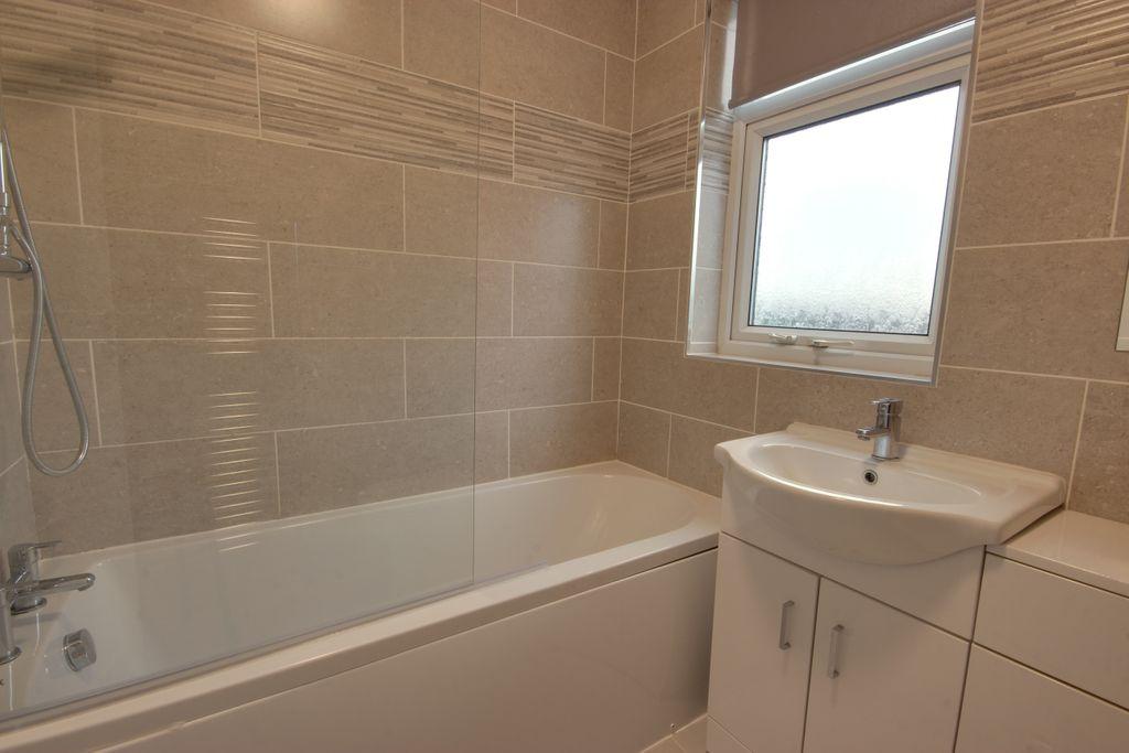Bathroom (Bathroom)