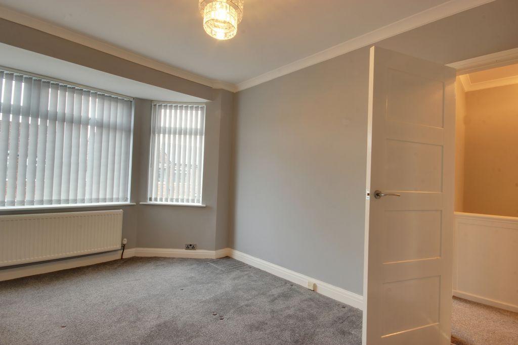 Bedroom 1 (Double)