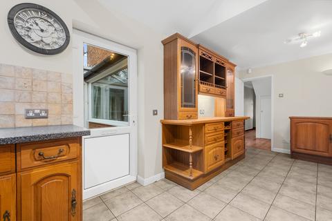 81 Bedford Drive, Sutton Coldfield, B75 6AX