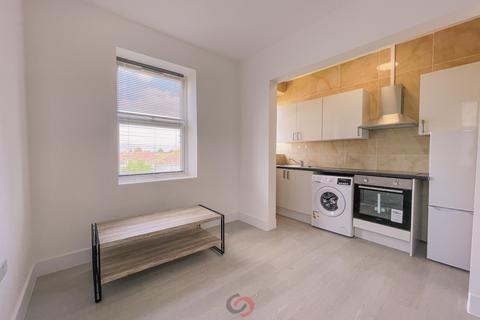 1 bedroom flat to rent, Heather Park Drive,, London HA0