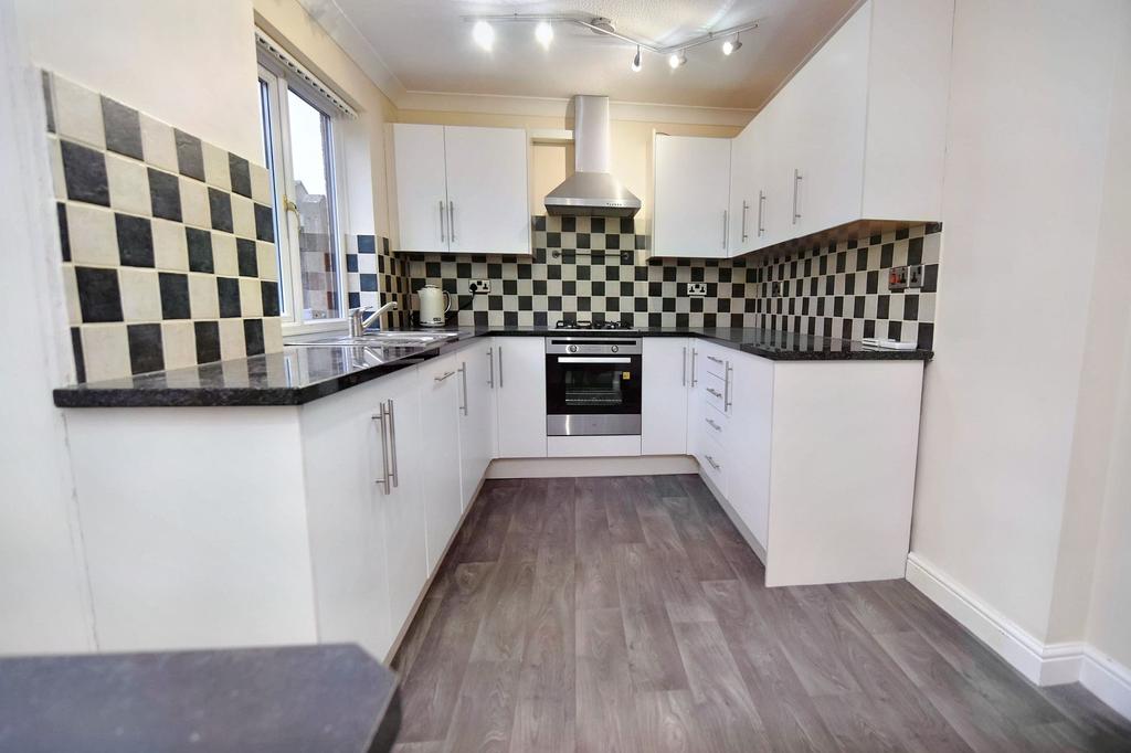 Ringwood, Bretton, PE3 3 bed semidetached house £215,000