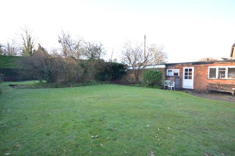 4 bedroom property with land for sale - Great Austins, Farnham, Surrey, GU9