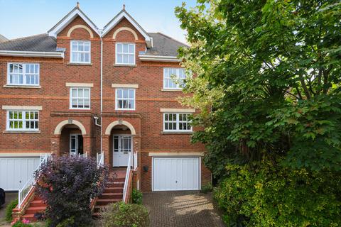 The Riverside, Graburn Way, East Molesey, Surrey, KT8