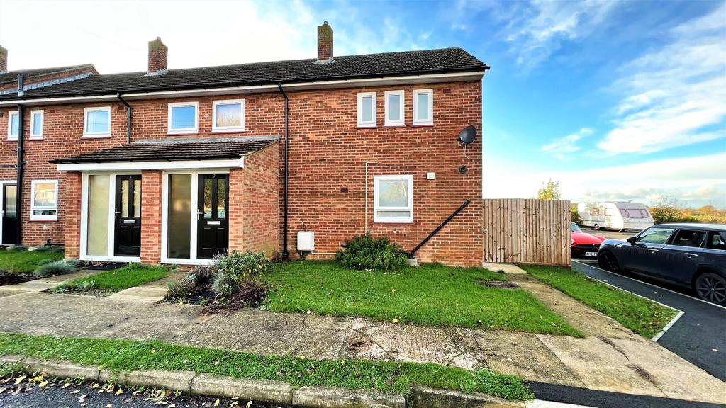Ullswater Avenue, Edith Weston 3 bed terraced house £225,000