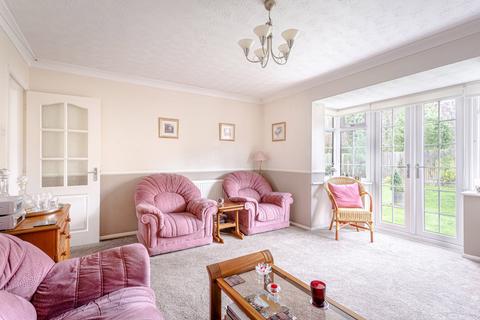 4 bedroom detached house for sale - Peregrine Close, Bishop's Stortford, Hertfordshire, CM23