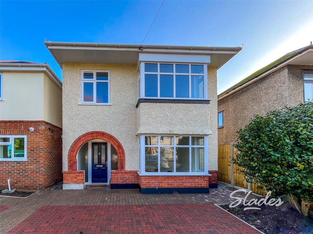 avenue-road-christchurch-bh23-3-bed-detached-house-for-sale-565-000