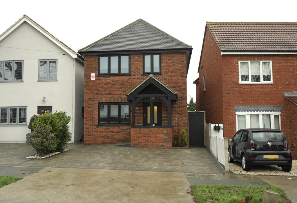 A Avon Road, Upminster, Essex 3 bed detached house for sale £590,000