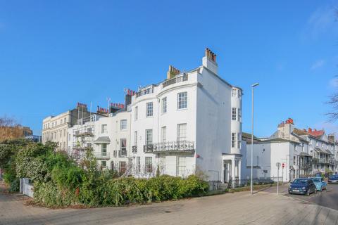 St. Peters Place, Brighton, BN1