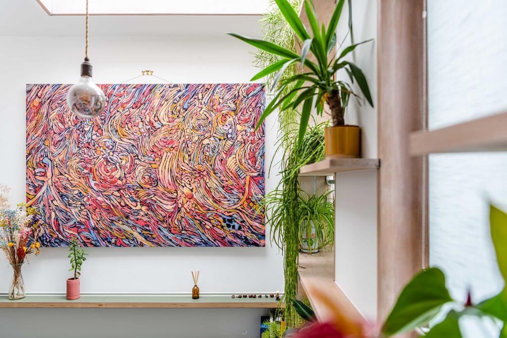 Art detail living room