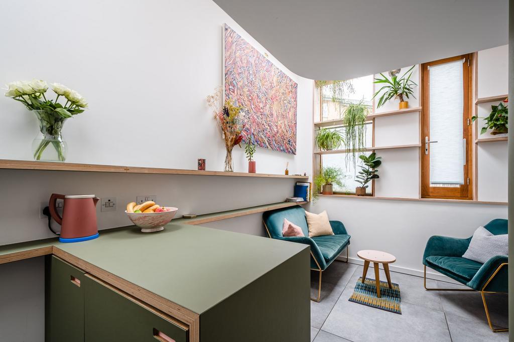 Kitchen Peninsula