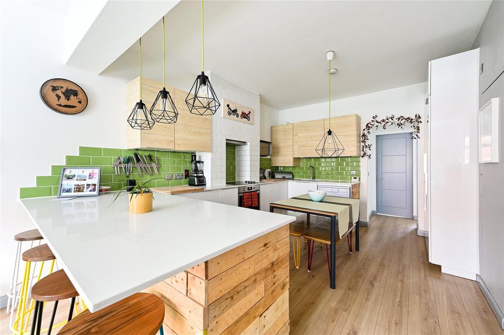 Butter Hill, Wallington, SM6 2 bed £350,000