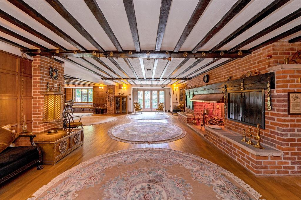 Entertainment Room