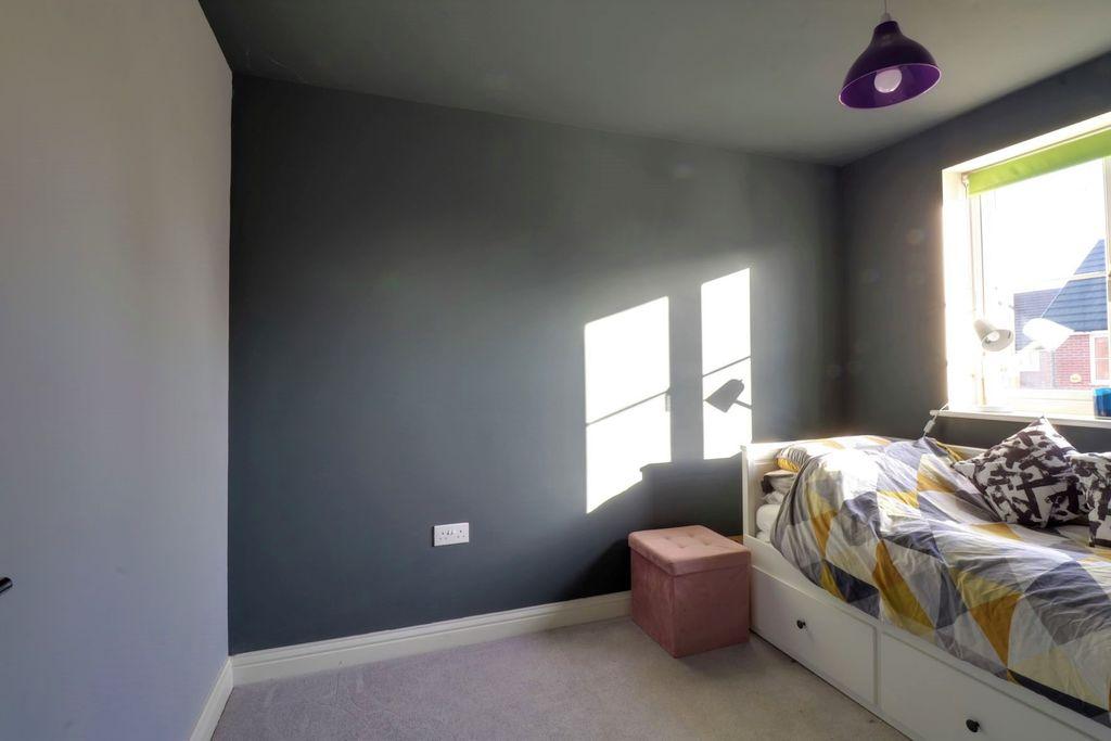 Bedroom 3 (Double)