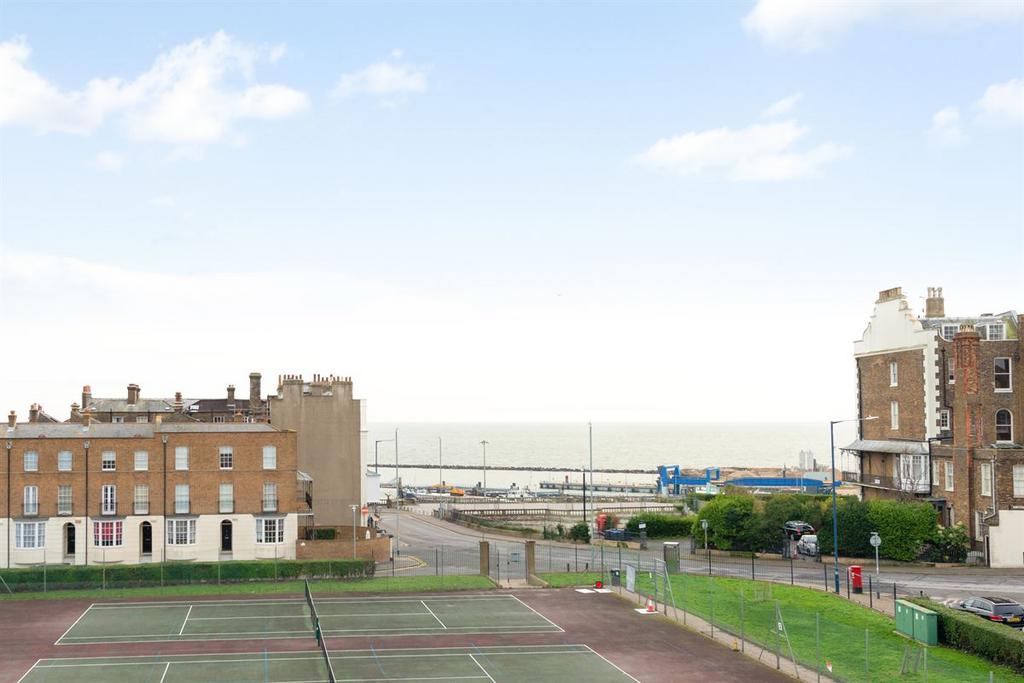 Spencer Square, Ramsgate 5 bed terraced house for sale £550,000