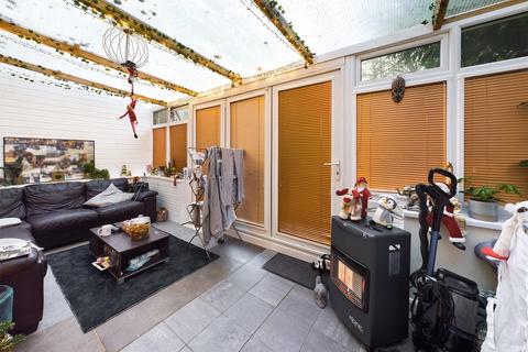 39 Edith Cavell Close, Thetford, IP24 1TJ