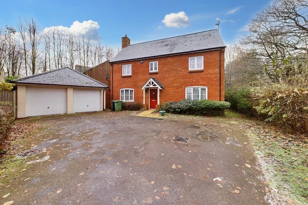 Hudson Close, Thetford 4 bed detached house for sale £425,000