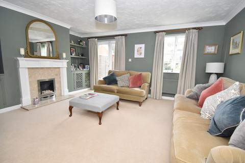 68 Wilkin Drive, Tiptree, Colchester, CO5 0QP