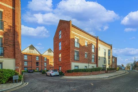2 bedroom apartment for sale - Lock Court, Chester