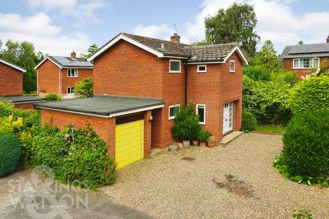 3 bedroom detached house for sale, Dovecote Close, Brooke, Norwich