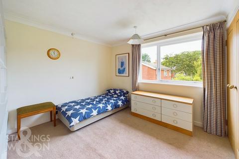 3 bedroom detached house for sale, Dovecote Close, Brooke, Norwich