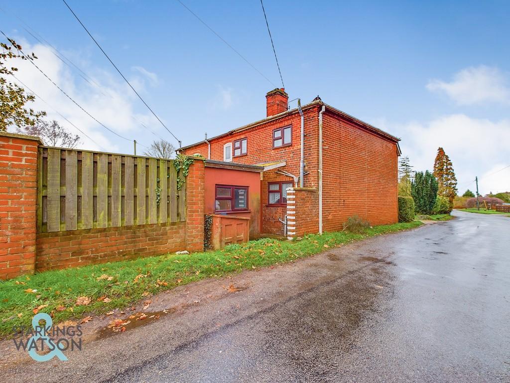 Chapel Corner, Denton, Harleston 2 bed semidetached house for sale £