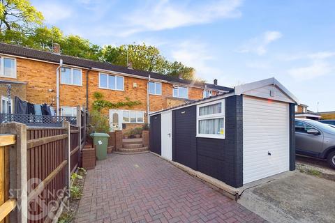 3 bedroom terraced house for sale, Winsford Way, Costessey, Norwich
