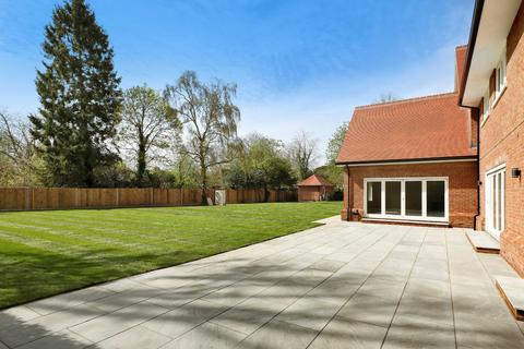 6 bedroom detached house for sale, Gregories Road, Beaconsfield, HP9