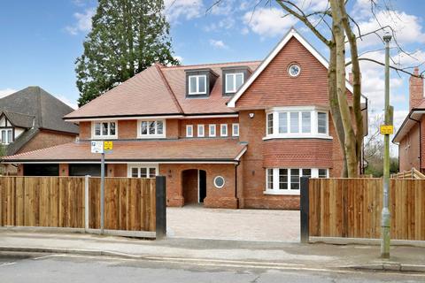 6 bedroom detached house for sale, Gregories Road, Beaconsfield, HP9