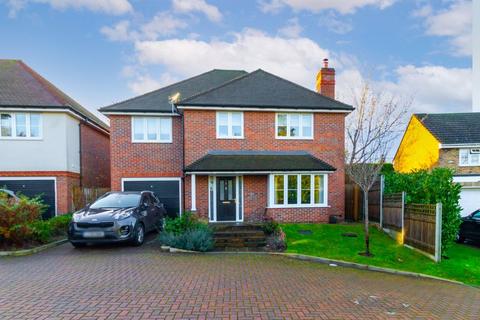 4 Cumnor Rise, Kenley, CR8 5EH