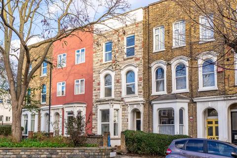 61 Median Road, London, E5 0PJ