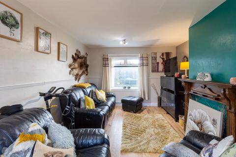 4 bedroom terraced house for sale - Tewit Hall Gardens, Halifax HX2 9RJ