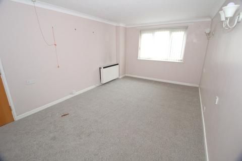 1 bedroom retirement property for sale, Maples Court, Bedford Road, Hitchin, SG5