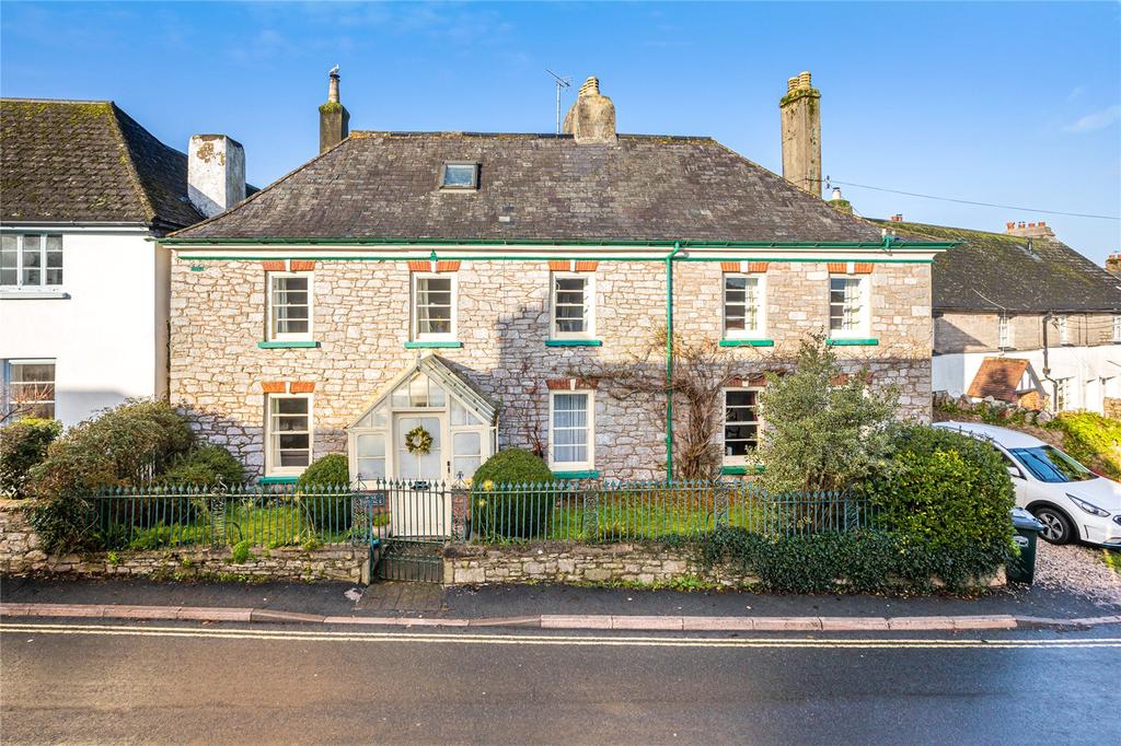 Fore Street, Ipplepen, Newton Abbot, Devon, TQ12 5 bed link detached