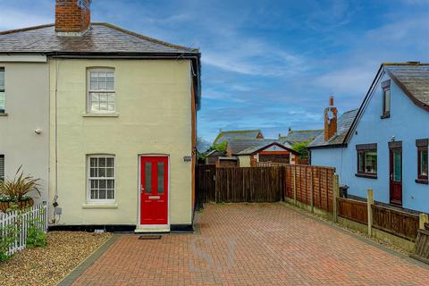 2 bedroom semi-detached house for sale - Queen Street, Southminster