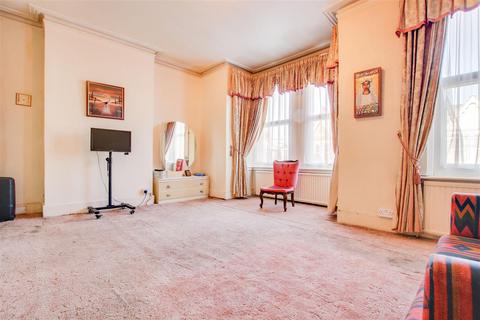 36 Coleraine Road, London, N8 0QL