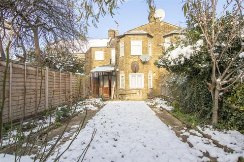 36 Coleraine Road, London, N8 0QL