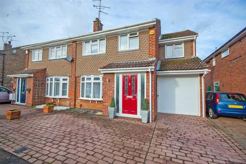 21 Sharpington Close, Chelmsford, CM2 8YH