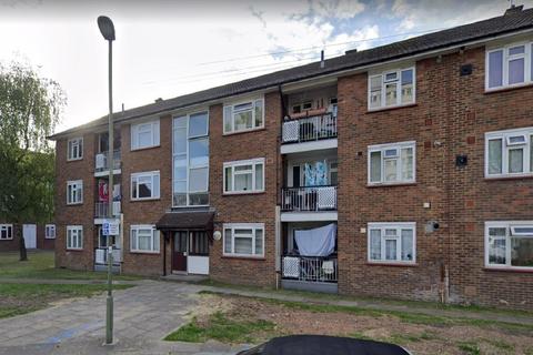 6 Prospect Ring, London, N2 8BP